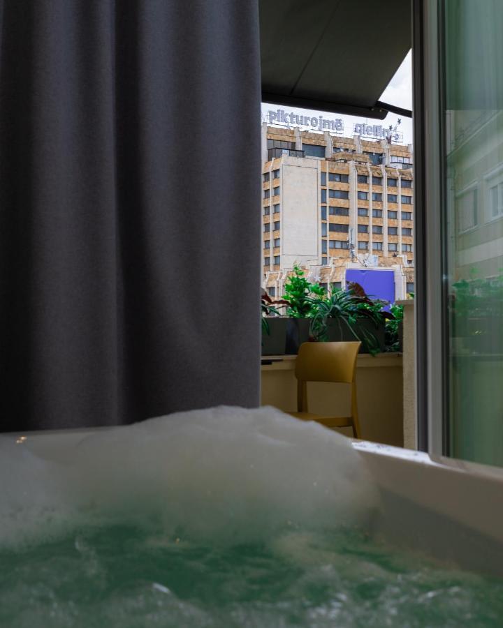 Emery Hotel 프리슈티나 외부 사진